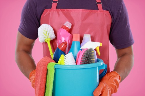 Professional move out cleaning in a Knightsbridge apartment kitchen