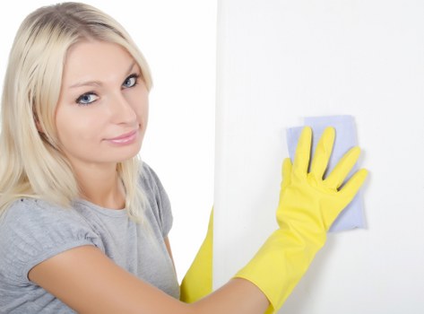 Professional carpet cleaning in a Knightsbridge retail or showroom space